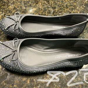 Adrienne Vittadini flats